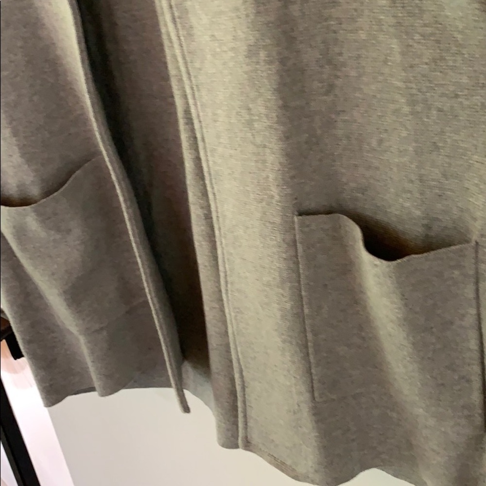 Magaschhoni long sleeved grey sweater size large - Picture 3 of 6